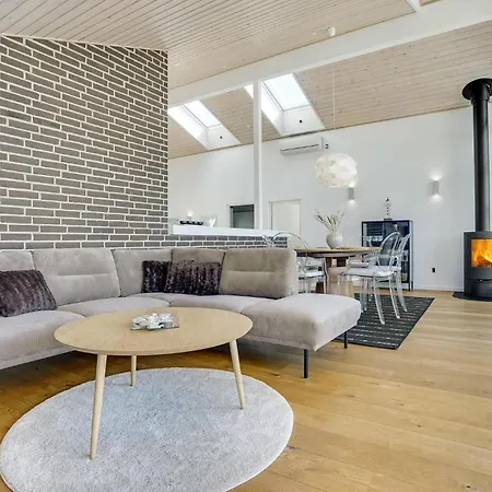 Holiday home Beautiful In With Wifi